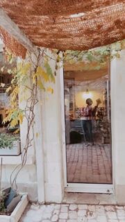 YOGA & CRÉA ❤️ à ❤️ 👉 DEADLINE 9 NOV
Se ressourcer, se poser, se nourrir, respirer, imaginer…
Plus que 3 places disponibles
3 options possibles
Samedi 15 nov > 115€
Dimanche 16 nov > 135€
Retraite complète > 245€
Infos en DM