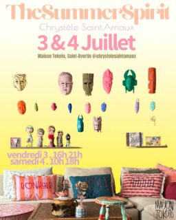 Dans 10 jours, je vous invite à découvrir une expo unique que je prépare avec minutie, au cœur de mon atelier pour vous présenter l’évolution de mon univers que l’on m’a récemment décrit comme un monde tendrement punk, assez bohème et un brin chic. 🤩 Et je dois bien reconnaître que cette définition me comble  assez 😉🎨 qu’en pensez-vous ?

Rendez-vous le vendredi 3 juillet, avec une petite nocturne, de 16h à 21h, et le samedi 4 juillet, de 10h à 18h. 

Je présenterai mes dernières nouveautés : des toiles inédites, mes fonds de collection, une toute nouvelle collection de mobilier et d’objets que je revisite, mes @fe_e_tiche gri-gris uniques, des coussins frangés, les masques et des pièces chinées. 

Tout cela sera à découvrir, à partager autour d’un verre, dans une ambiance conviviale, avant l’été. Et je pourrais aussi vous raconter cette folle aventure avec @maisontokoto la marque !!! Mes acolytes préférées seront peut-être là qui sait ?

Je vous espère nombreux et accompagnés de vos amis, familles, collègues why not… et si vous souhaitez passer, j’en serais si ravie ! D’ailleurs n’hésitez pas à me le dire avec un petit commentaire, un pouce levé, ou par MP (j’adore me réjouir à l’avance de vos présences)

Hâte de vous recevoir !
Et merci, si cela vous est possible, d’être un ambassadeur de la création en diffusion l’info 

🌈🙌🎨🫶

#Expovente #Artlover #punkboheme #upcyclingdesign #colortherapie