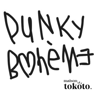 Words PUNKY BOHÈME ⚡️ On me demande souvent comment je définirais mon style : Punky Bohème maybe ?!
Deux mots mix&match qui racontent peut-être mieux ma manière de créer que n’importe quelle étiquette
🦞PUNKY, parce que j’aime bousculer les codes, créer des rencontres inattendues, faire dialoguer sans complexes les contrastes 
🧘🏼‍♂️BOHÈME, parce que je suis profondément attachée aux objets qui ont une âme, aux matières qui vivent, aux souvenirs, aux voyages et aux atmosphères que les lieux expriment
🔥 Mon feu sacré c’est de composer ou de collaborer à un univers vibrant. Que ce soit sur une toile, dans une sculpture, une collection d’objets ou un intérieur, je poursuis toujours la même quête : créer de l’émotion, du caractère, de la surprise

Et pour vous, que disent ces mots ?

Et Sinon 👇
1. Mes caractères calligraphiques 
2. Home Tour : depuis notre ´saloon’ … je commence une collec de ces sujets en bois peint adorables des années 50 d’Alexander Girard 🫪 assez jalouse de celle de @julieh_fr 🤗 la sienne est 👌
3. Table Outdoor Rose, une vieillerie abîmée mais dont  j’adorais le design, ben je l’ai faite repeindre dans cet irrésistible couleur n’est-ce pas @geraldinepecreaux = ma meilleure idée de l’année !
4. Tout récent festival @decibulles TOP 
5. Mozaïks Signature. Une création de covid 😅 qui a été le début d’une longue série depuis ❤️
6. Détail d’un lieu encore secret plein d’âme 
7. Mes @fe_e_tiche sacrés à collectionner qui veillent à nos bonheurs
8. J’overkiffe mais mea culpa je ne sais plus d’où ça m’est apparu 😅 très Punky Bohème
9. Détail d’une toile de ma série ´Refuges’ *not available*
10. Biboune 😍 sur une de mes tables upcyclées et disponible 😉
11. Détail de mon dernier projet de Mozaïks Signature dans un salon : ´Mission Audrey’ hommage à l’hôtel @lamissionyeu qu’affectionne particulièrement ma cliente @audrey_will_05 🙏
12. En pleine créa à l’atelier
13. Dernière oeuvre 110/90cm
14. Masques in situ
À partir de 15… vrac de créas !

Je suis Chrystèle 📍 Contacts en DM
🌈 Le style commence toujours par un regard. Le mien s’exprime à travers mes œuvres… et prend vie, autrement, au sein de Maison Tokoto⚡️